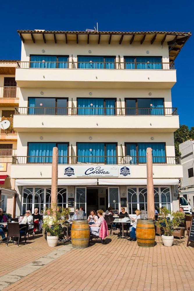 Hostal Port Corona Cala Ratjada  Bagian luar foto