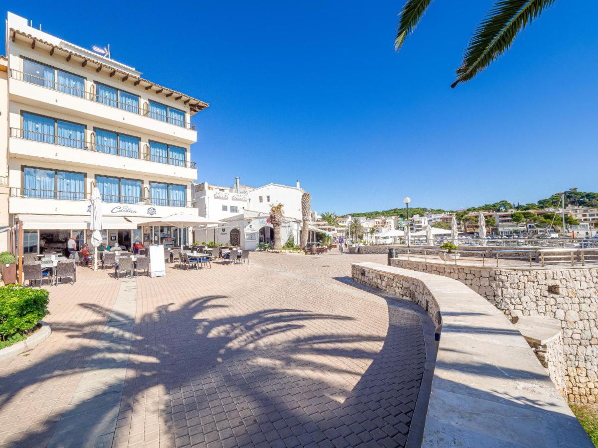 Hostal Port Corona Cala Ratjada  Bagian luar foto