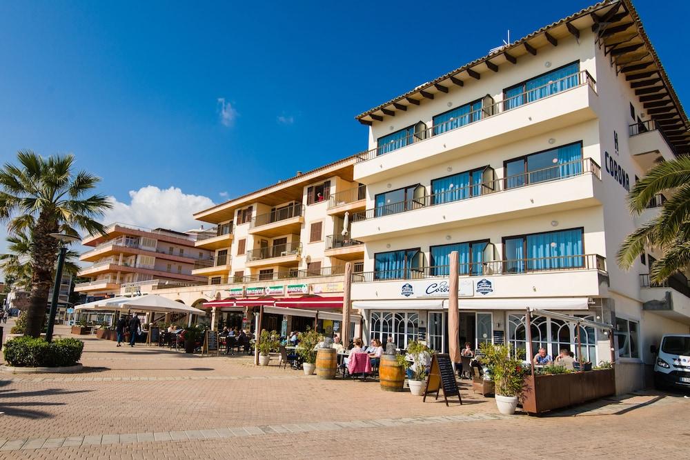 Hostal Port Corona Cala Ratjada  Bagian luar foto