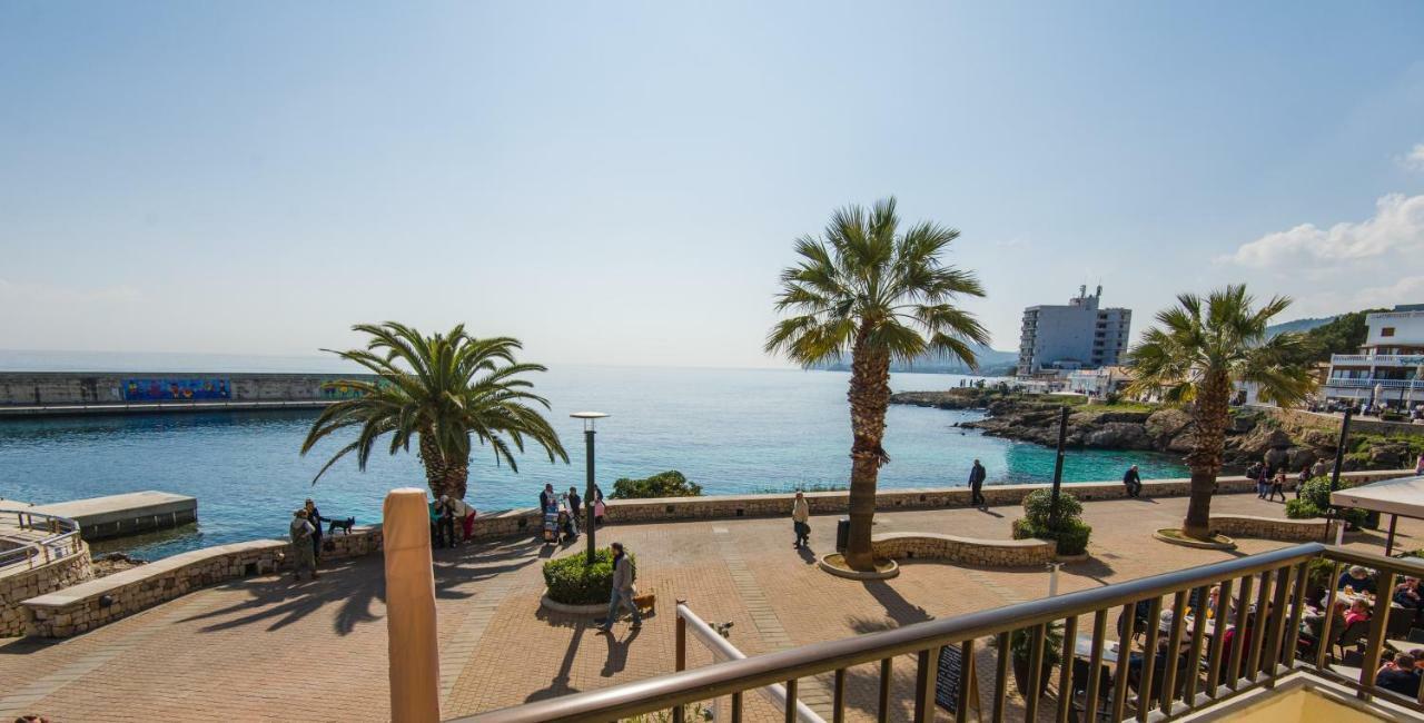 Hostal Port Corona Cala Ratjada  Bagian luar foto